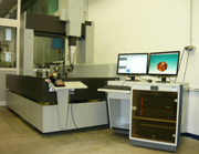 Die alte Maschine in neuem Glanz - fertig umgerüstete Messmaschine mit neuer Steuerung, Wegmess-System, Messkopf- und Taster-System und Software