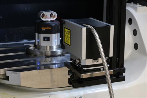 XR20 Drehwinkelmessung mit einem XM-60 Multiachsen-Lasersystem