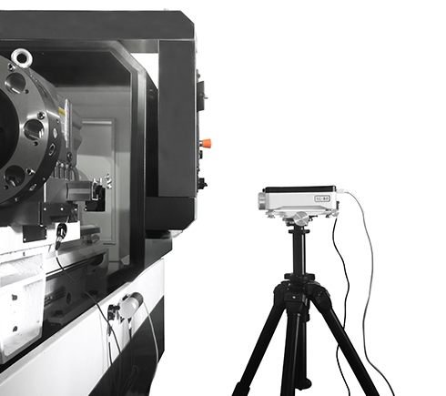 Überprüfung der Genauigkeit von Bewegungen in Werkzeugmaschinen mit dem XL-80 Lasersystem